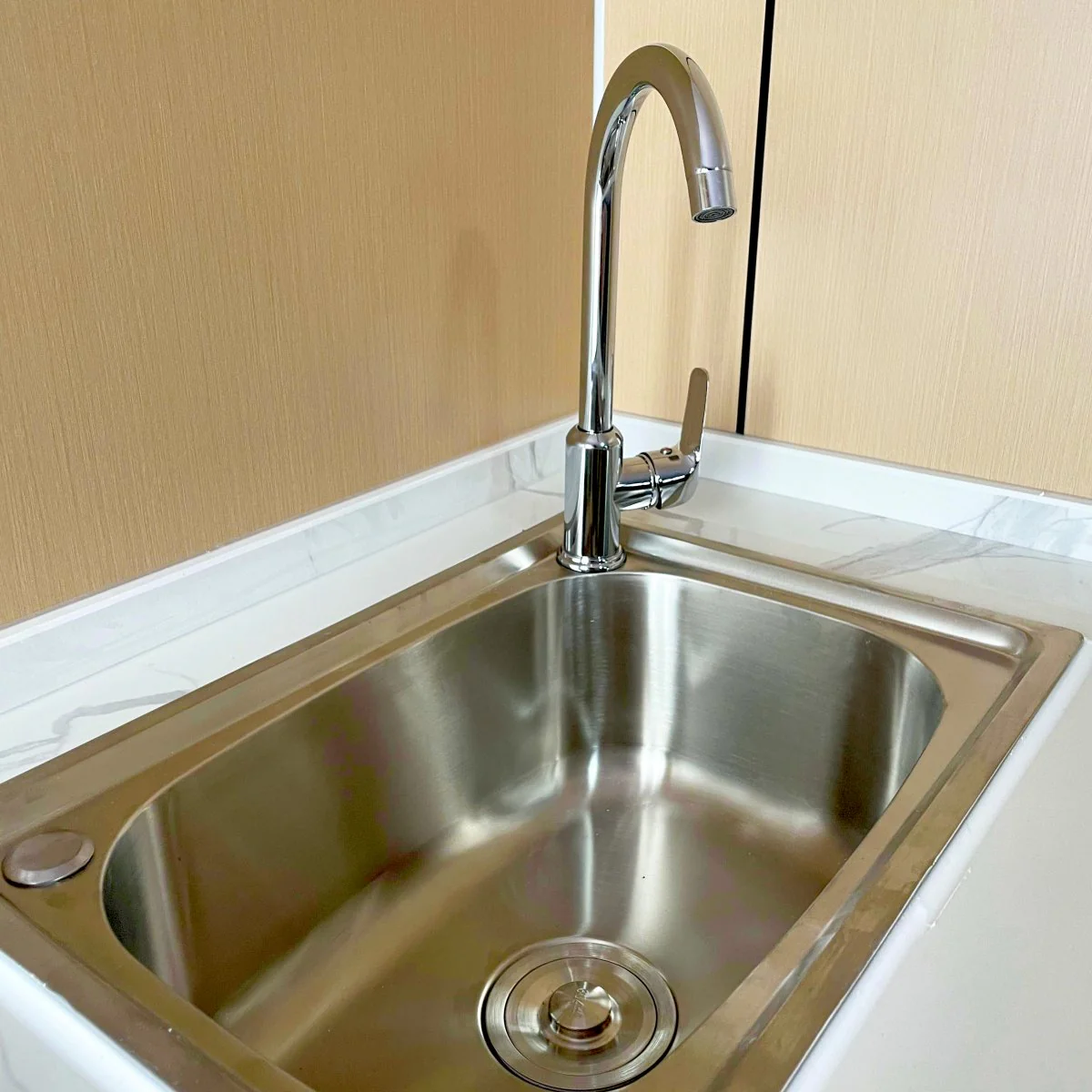 40ft Container House with 1 Bathroom - Image 12