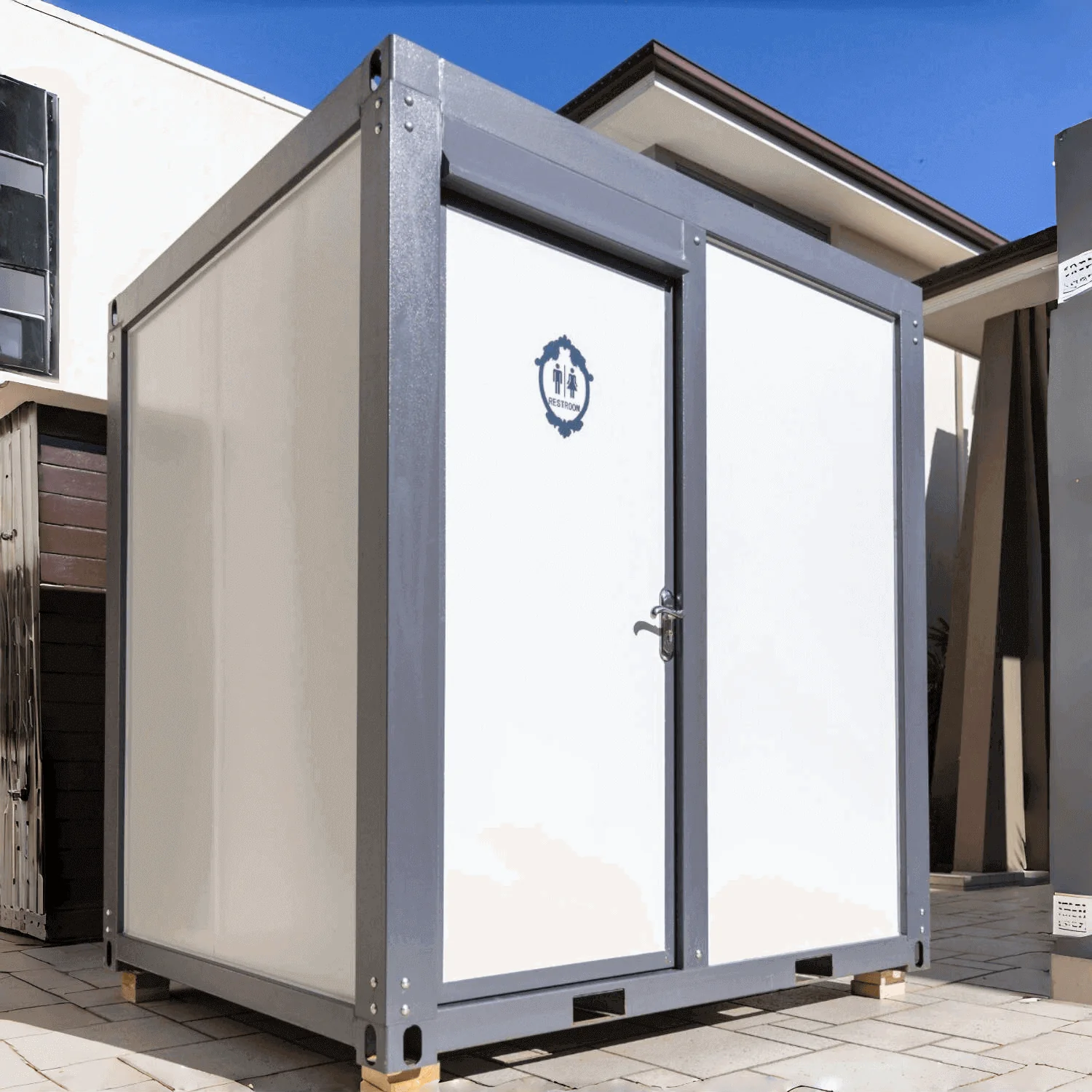 Portable Toilet with Fan-shaped Door Shower - Image 4