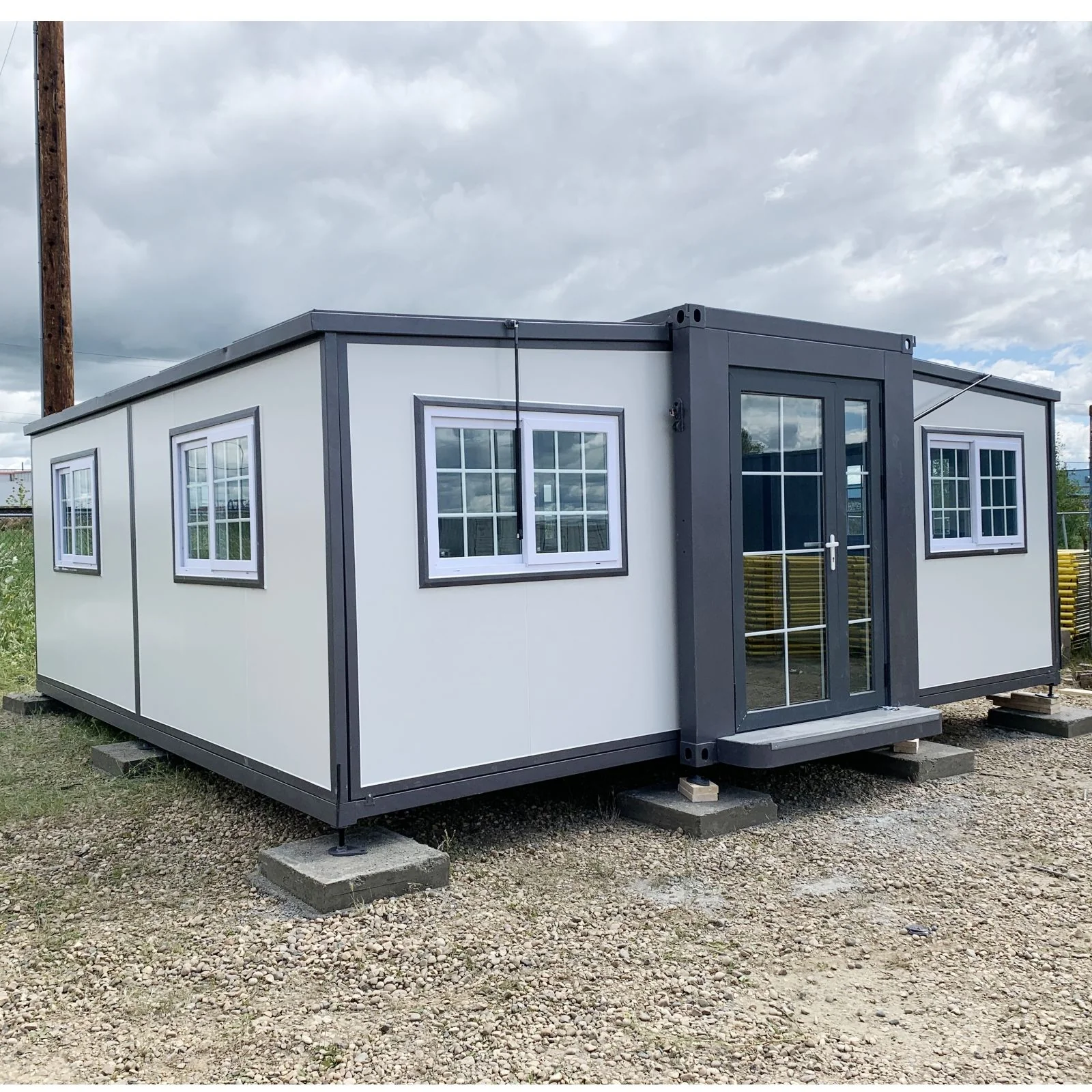 Expandable Prefab Home 19ft x 20ft - Image 7