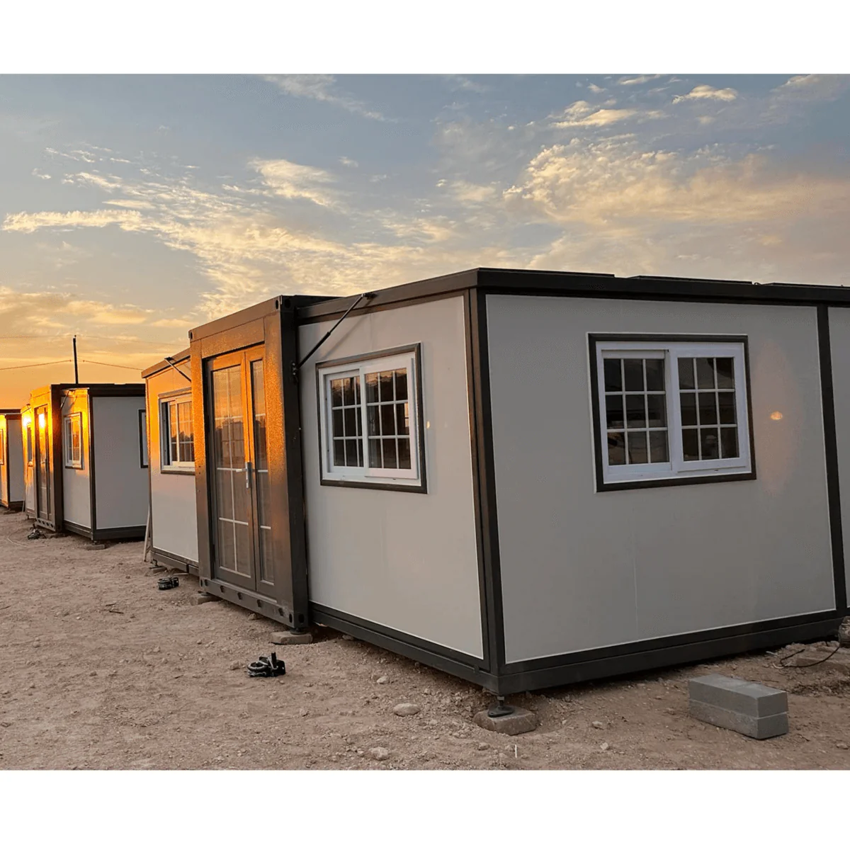 Expandable Prefab Home 19ft x 20ft - Image 8