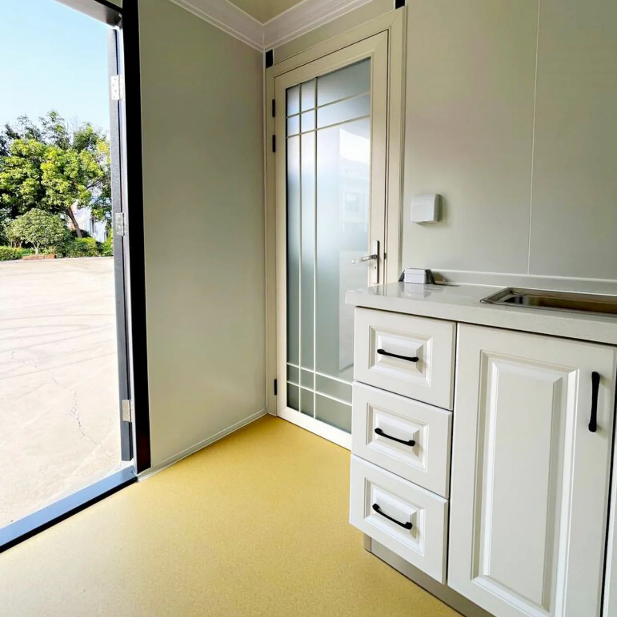 Portable Office 7ft x 20ft with Bathroom - Image 9