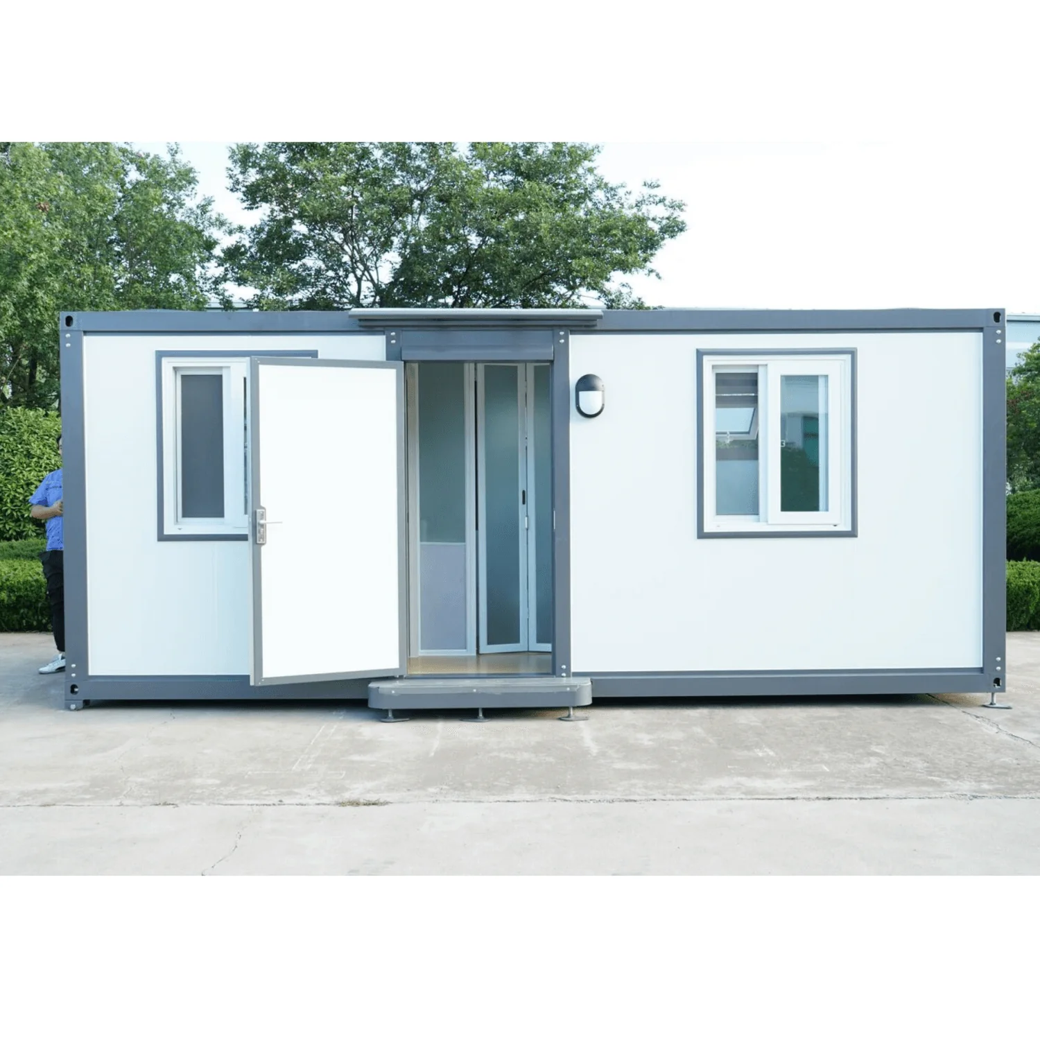 Modern Portable Office 7ft x 20ft with Bedroom - Image 4
