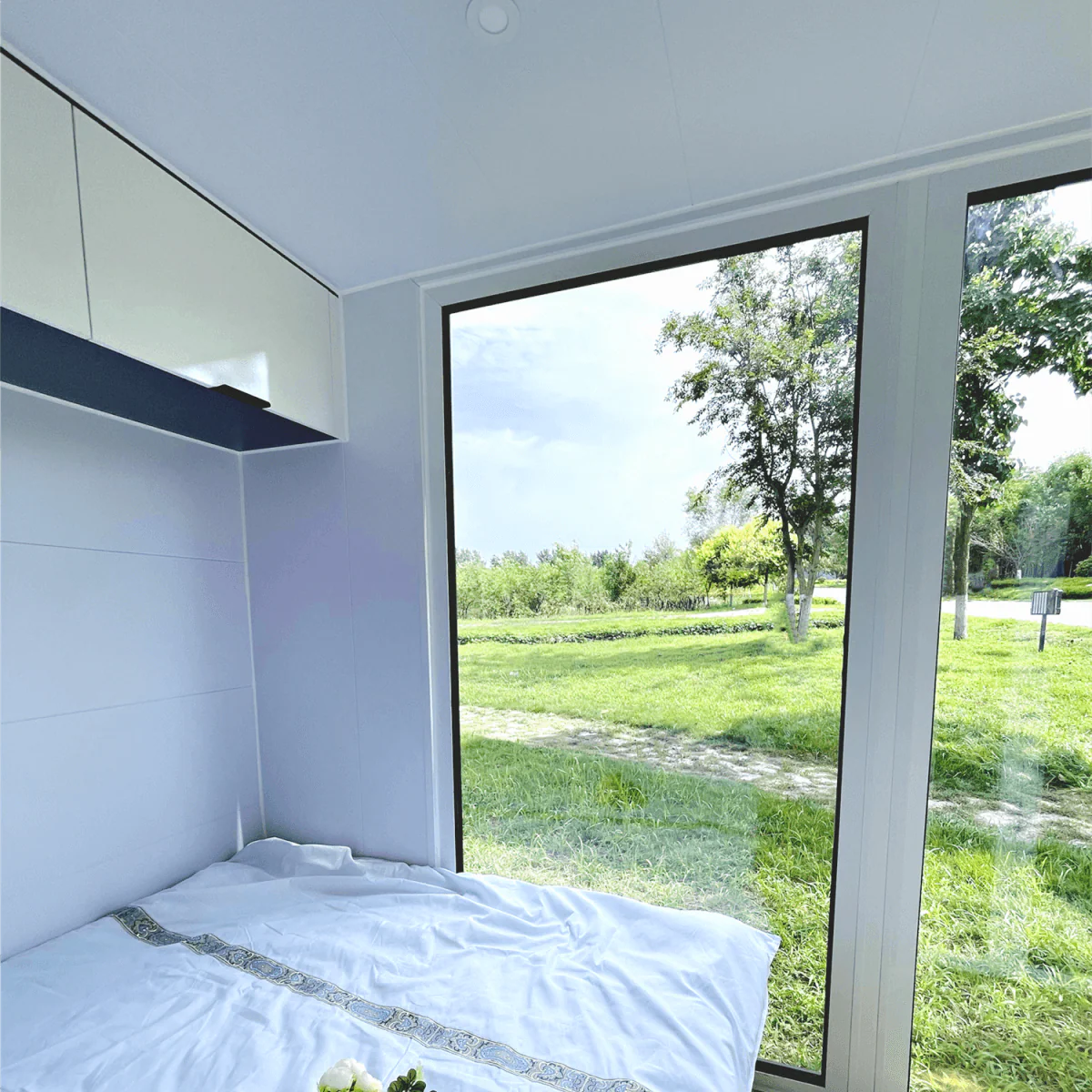 Outdoor Living and Working Tiny House 20ft - Image 13