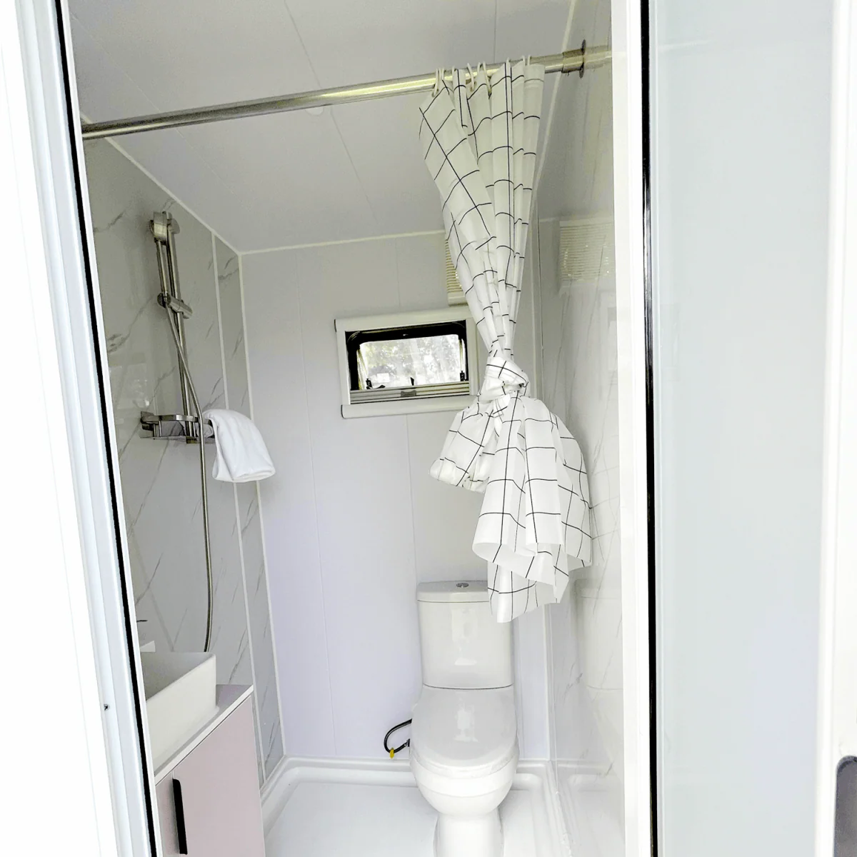 Outdoor Living and Working Tiny House 20ft - Image 8